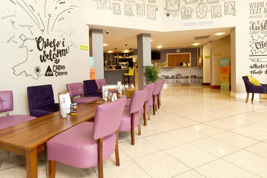 Yha Cardiff Central Buitenkant foto The interior of the restaurant
