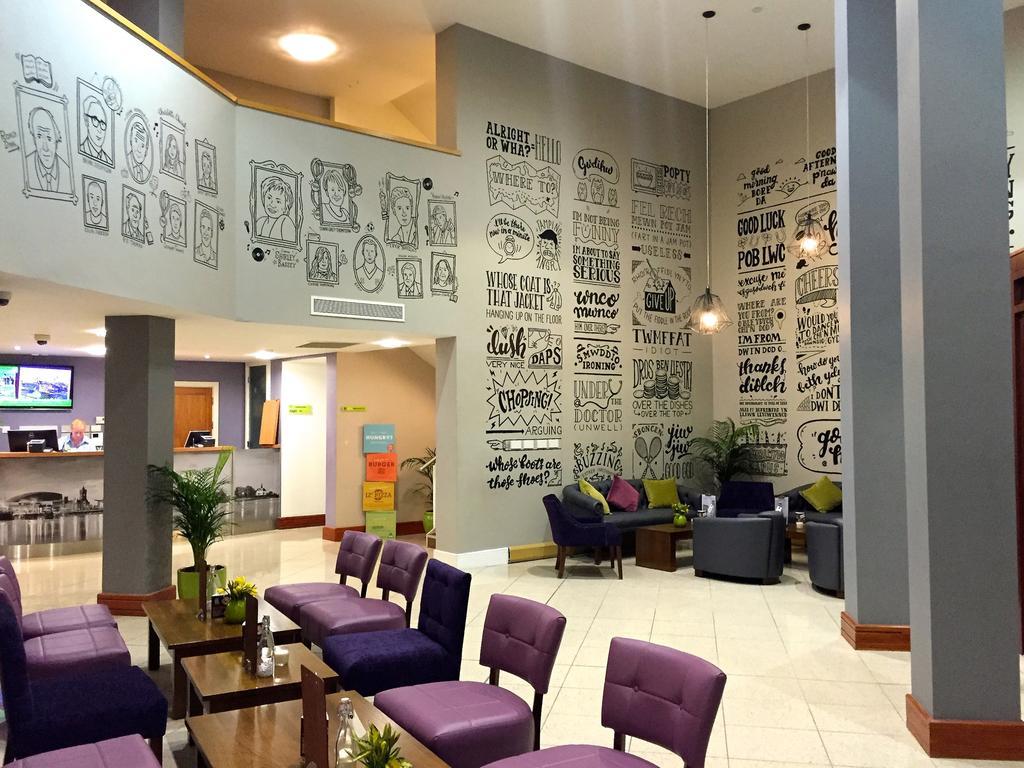 Yha Cardiff Central Buitenkant foto The interior of the hotel